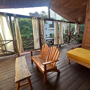 https://blue-angel-3.quintano-roohotels.com